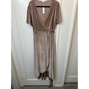 Baltic Born Andi Ribbed Velvet Wrap Maxi Dress Champagne XXL Short Sleeve NWOT